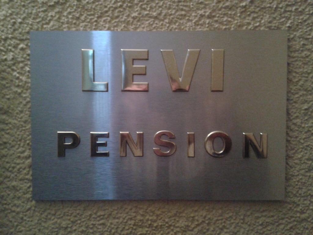 Pension Levi Berlin Exteriör bild